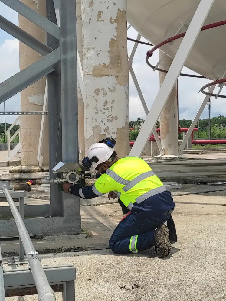 Detector MSA Ultima X5000 instalado en área clasificada